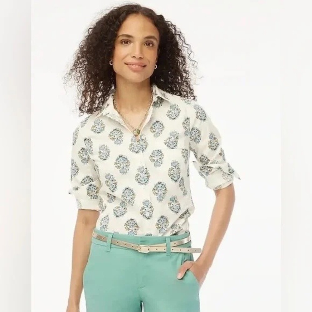 J.Crew Signature Fit Cotton‎ Poplin Button-Up Shirt | Fall 2024 | Women's Small